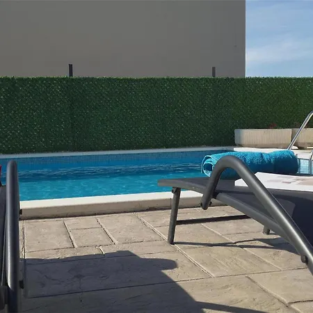 Apartman 3 Bedroom With Private Pool *